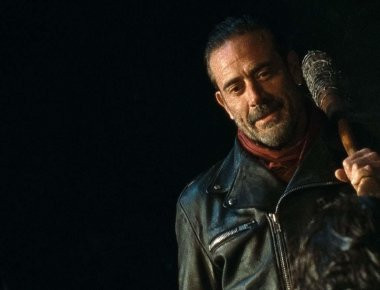 Βίντεο: Μπορεί η... «Lucille» να σταμάτησε μια σφαίρα;